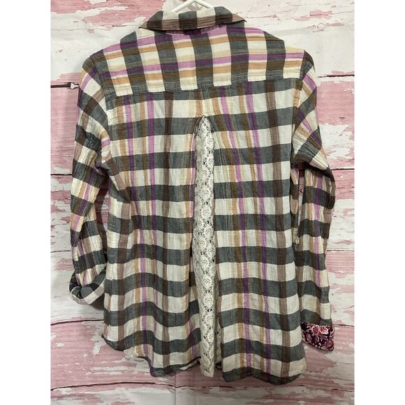 Isabella Sinclair Lace Back Top Size Medium - Picture 4 of 9